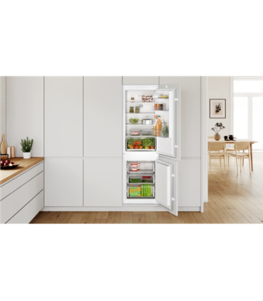 Bosch Refrigerator KIN86NSE0 Energy efficiency class E Built-in Combi Height 177.2 cm No Frost system |