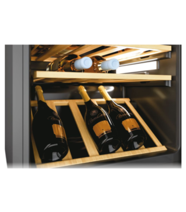 Candy Wine Cooler CWC 200 EELW/NF Energy efficiency class G Free standing Bottles capacity 81 Black
