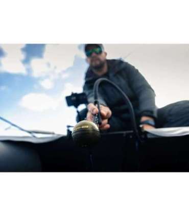 Deeper CHIRP+3 sonar +36W foldable solar charger power bundle