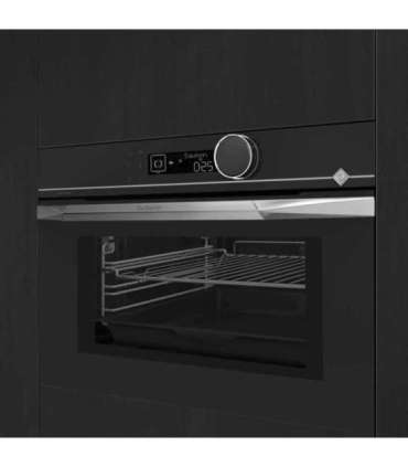 Built-in oven