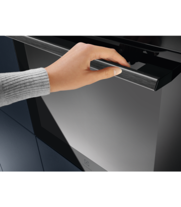 Electrolux EOC8P39WZ