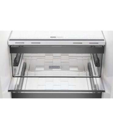 Whirlpool Refrigerator WHK 26403 XP6E Energy efficiency class C Free standing Combi Height 203.5 cm No Frost