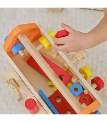 Viga puidust tööriistakomplekt