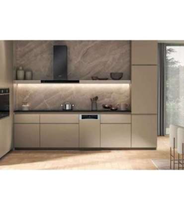 Built in dishwasher Whirlpool