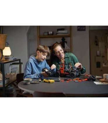 LEGO Technic Mercedes-Benz G 500 PROFESSIONAL Line