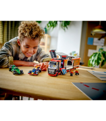 LEGO City F1 veok RB20 ja AMR24 F1 autodega