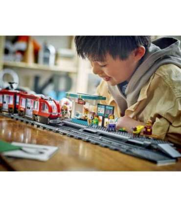 LEGO City Kesklinna tramm ja jaam