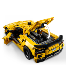 LEGO Technic Chevrolet Corvette Stingray