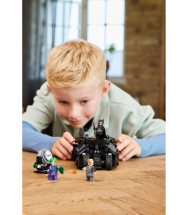 LEGO Super Heroes Batman Tumbler VS. Two-Face ja The Joker