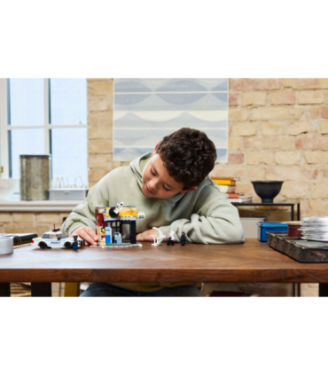 LEGO Super Heroes Spider-Verse: Miles Morales vs. the Spot