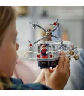 LEGO Super Heroes Spiderman vs. Doc Ock metroorongi stseen