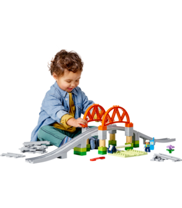 LEGO DUPLO Rongisilla ja -rööbaste laienduskomplekt