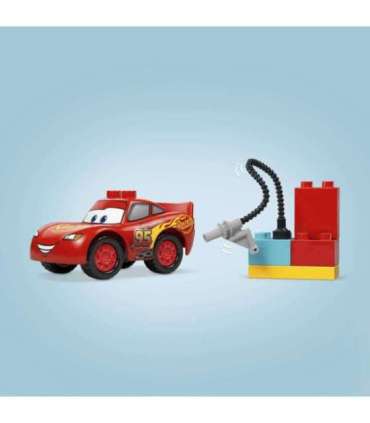 LEGO DUPLO Mcqueeni külaskäik doci garaaži