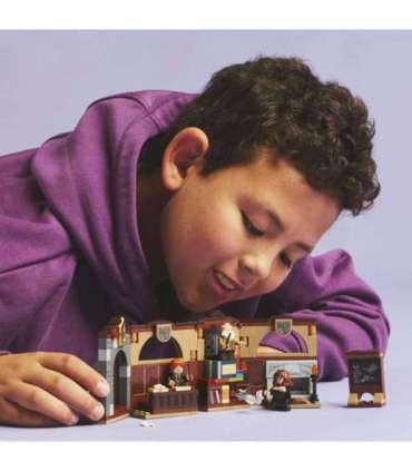 LEGO Harry Potter Sigatüüka loss: loitsude klass