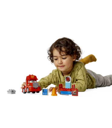 LEGO DUPLO Mack võidusõidul