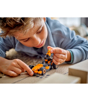 LEGO City F1 sõitja McLareni võistlusautoga