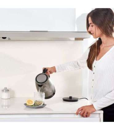 Black+Decker electric kettle BXKE2201E