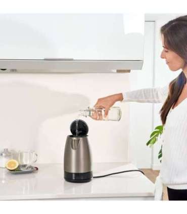 Black+Decker electric kettle BXKE2201E
