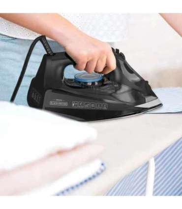 Black+Decker steam iron BXIR2805E