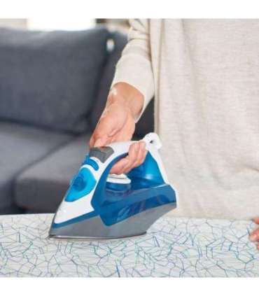 Steam iron Black+Decker BXIR2200E (2200W)