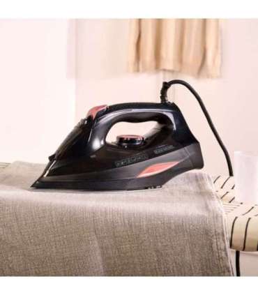 Steam iron Black+Decker BXIR3000E (3000W black)