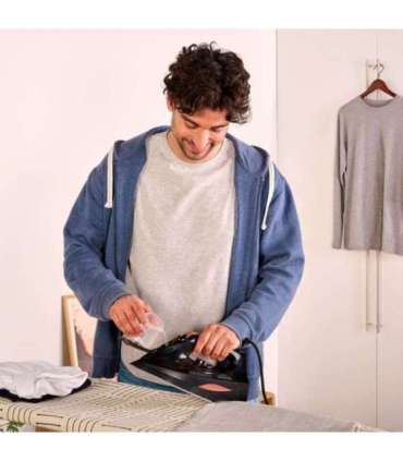 Steam iron Black+Decker BXIR3000E (3000W black)