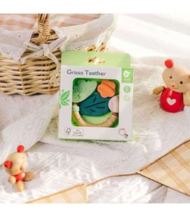 CLASSIC WORLD деревянная погремушка и сенсорный прорезыватель 2 в 1