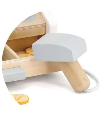 VIGA puidust poekassa, hall-valge