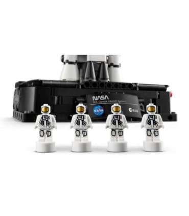 LEGO TECHNIC 42221 NASA Artemis Space Launch System Rocket