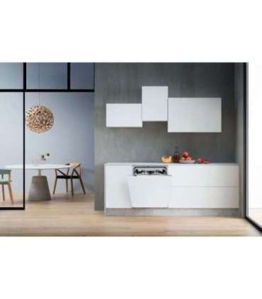 Dishwasher WIC 3C26 F Built-in Width 59.8 cm Number of place settings 14 Number of programs 8 Energy