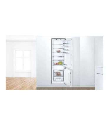 Bosch Serie 6 Refrigerator KIS87AFE0 Energy efficiency class E Built-in Combi Height 177 cm Fridge net