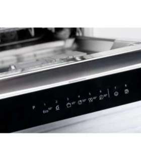 Dishwasher Whirlpool, white