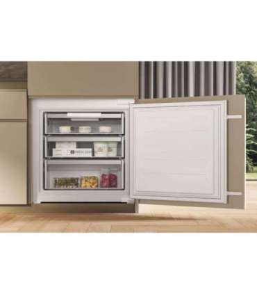 Built-in ftridge Whirlpool