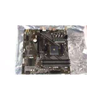 Gigabyte B550M K 1.0 M/B Processor family AMD Processor socket AM4 DDR4 DIMM Memory slots 4 Supported hard