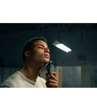 Philips SHAVER Series 5000 S5898/35 Wet and dry electric shaver with 2 accessories