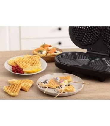 Waffle maker GORENJE WM1200B black, 1200 W