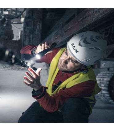 Ledlenser P7R Black Hand flashlight LED