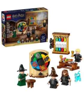 LEGO HARRY POTTER 76460 Hogwarts Castle - Sorting Hat Ceremony