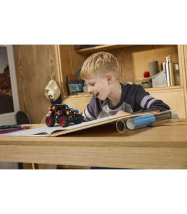 LEGO Technic Monster Jam Grave Digger tuli ja jää