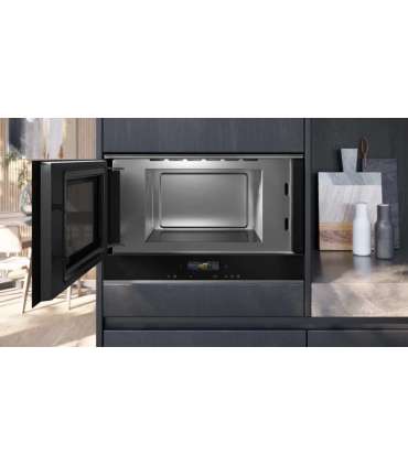 Siemens iQ700 BF722L1B1 microwave Built-in Solo microwave 21 L 900 W Black