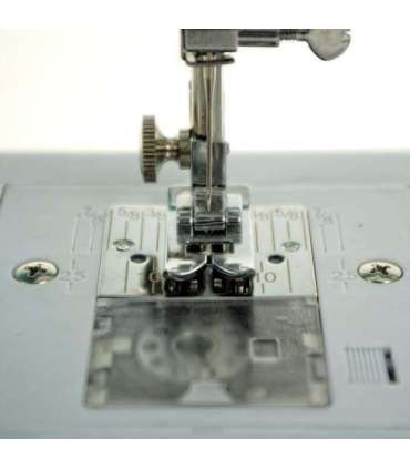 Łucznik Everyday Automatic sewing machine Electromechanical