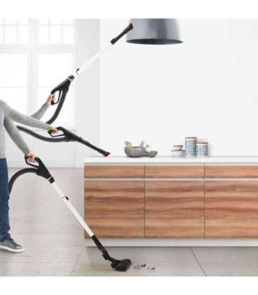 Bosch Serie 6 BGL 6HYG1 vacuum Cylinder vacuum Dry 600 W Dust bag