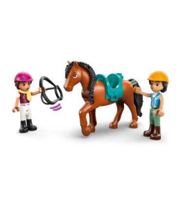 LEGO Friends Hobusetall ja ratsakool