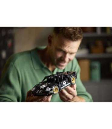 LEGO Technic 1966 FORD GT40 MKII võidusõiduauto