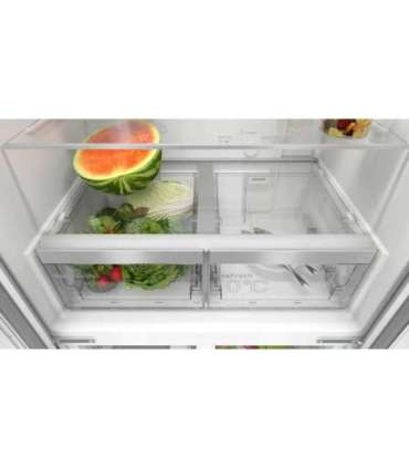 Bosch Serie 4 KMC85LBEA side-by-side refrigerator Freestanding 547 L E Black