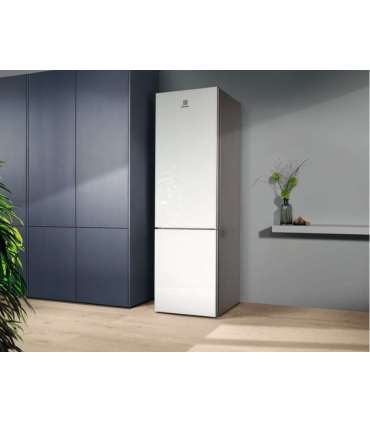 Refrigerator-freezer ELECTROLUX LNT7ME36G2