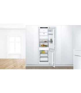 Bosch Serie 4 KIN86VFE0 fridge-freezer Built-in 260 L E