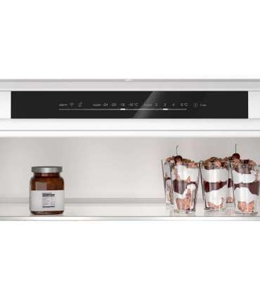 Bosch Serie 4 KBN96VFE0 fridge-freezer Built-in 383 L E White