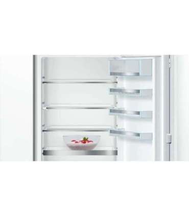 Bosch Serie 6 KIS86AFE0 fridge-freezer Built-in 266 L E
