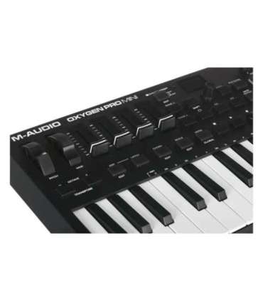 M-AUDIO Oxygen Pro Mini MIDI keyboard 32 keys USB Black